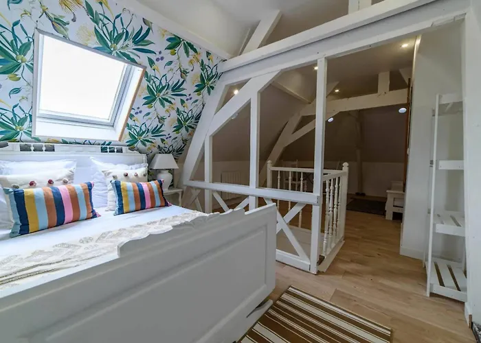 Maison Conviviale A Douai Avec Jardin - 90 M² *