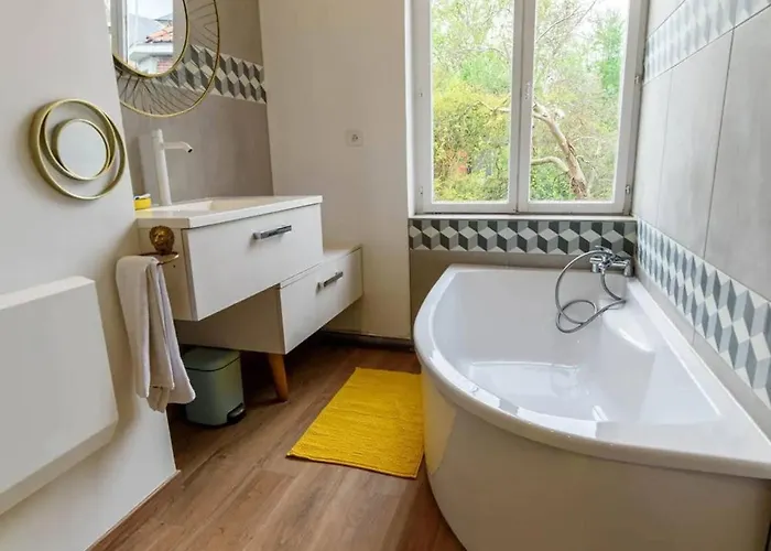 Maison Conviviale A Douai Avec Jardin - 90 M² 度假居 *